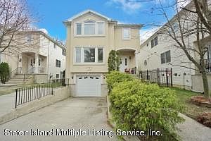 1st image of 27 Callahan Ln