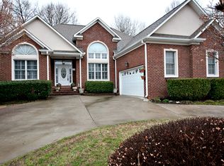 7 Magnolia Place Ct, Simpsonville, SC 29681