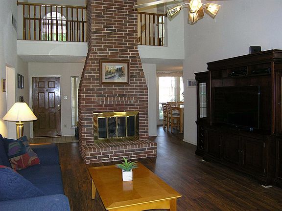 4th image of 7016 Escondido Dr