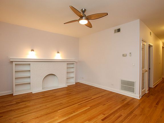 3rd image of 4014 N Spaulding Ave APT 2