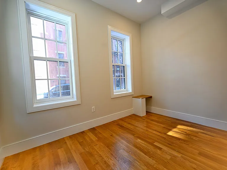 18 Winchester St #2A — Photo 9