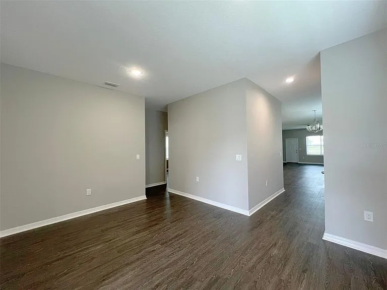 3442 Cup Dr — Photo 3