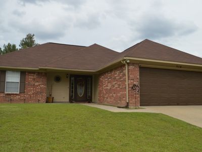 214 Long Meadow Dr, Vicksburg, MS, 39180