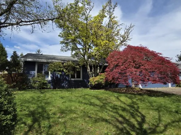 12935 SW Conestoga Dr, Beaverton, OR 97008