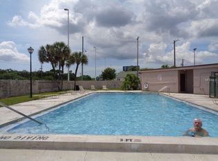 9005 Tudor Dr #H202, Tampa, FL 33615