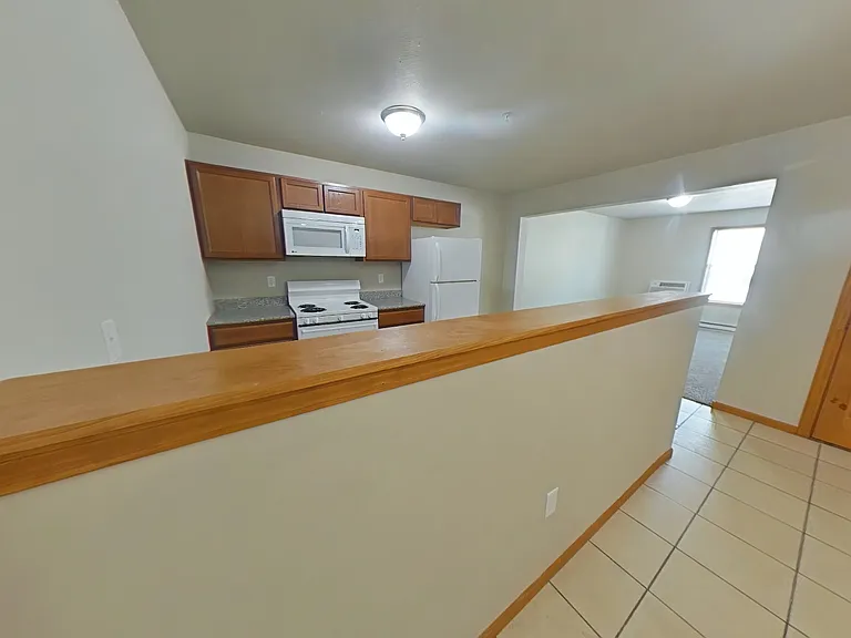 Eagle Point Apartments — Photo 12