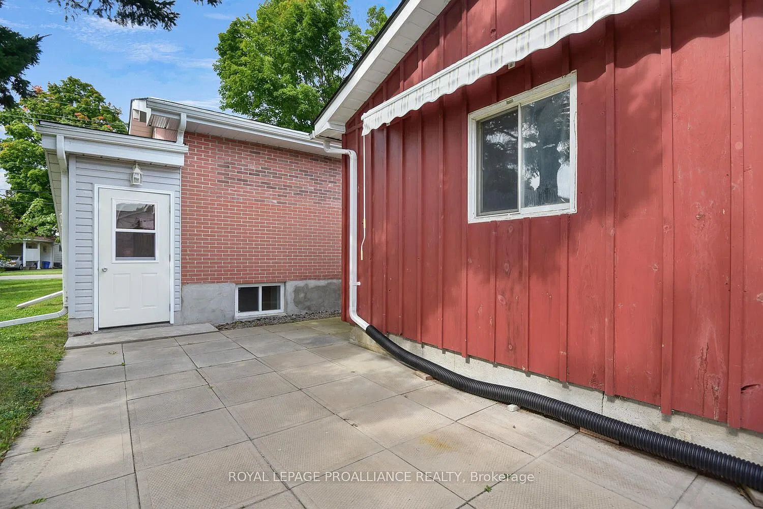 2 bed, $1,650 — Photo 2