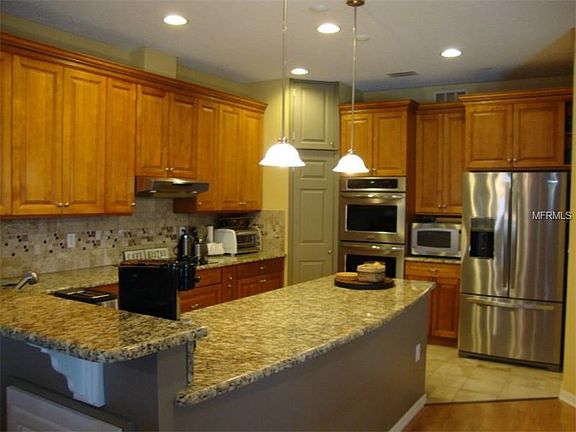 3rd image of 2316 Wood Pointe Dr