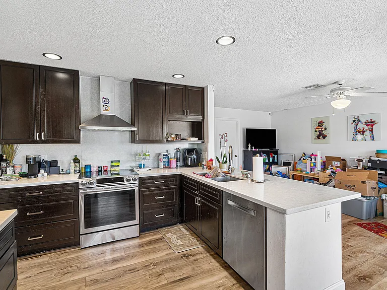 7366 Ashley Shores Cir — Photo 13