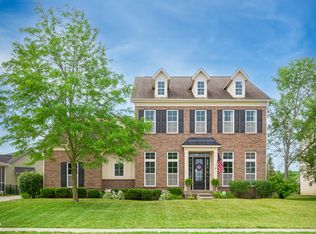 9199 Brookstone Pl, Zionsville, IN 46077