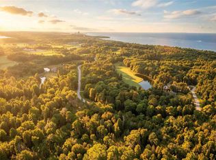 1000 N Stonebridge Dr, Charlevoix, MI 49720