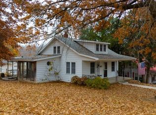 11813 & 11815 E Scarritt Ave, Independence, MO 64054