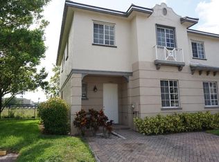 1015 Lucaya Dr, Riviera Beach, FL 33404