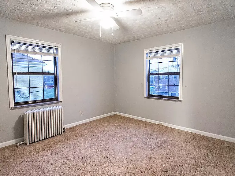 545 Corona Ave #C — Photo 6