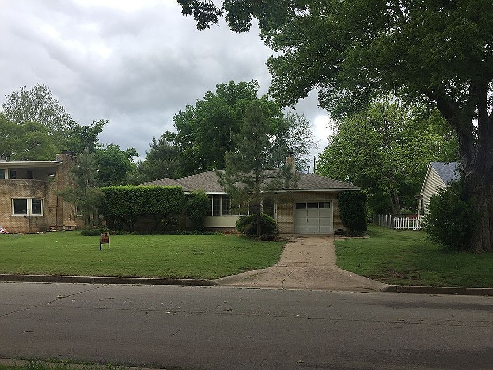 1st image of 308 N 11th St