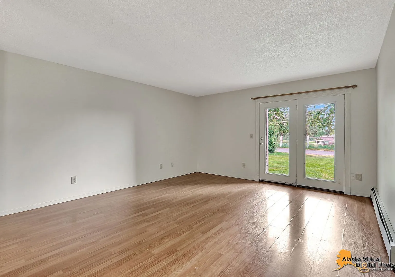 Cozy Condo for Rent in East Anchorage! — Photo 1