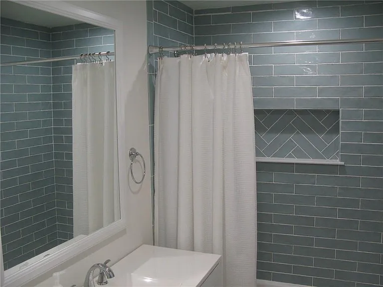 3700 Bay St — Photo 26
