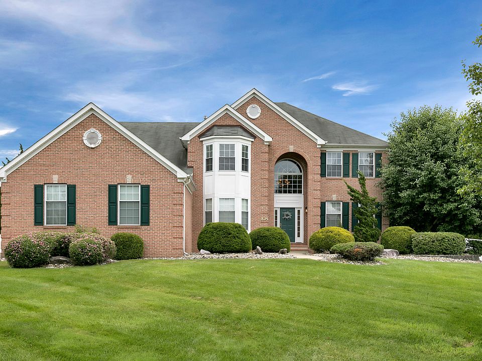 1st image of 108 Newington Ln