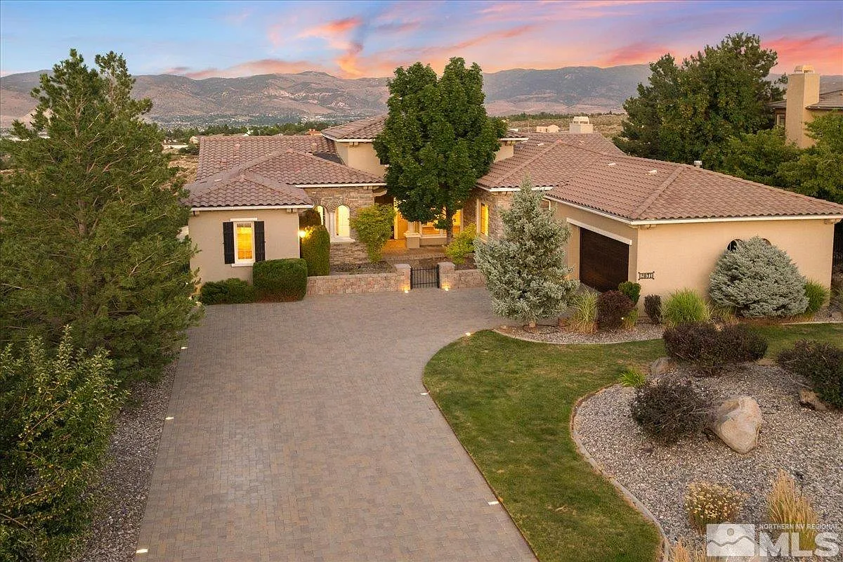 2871 Shale Creek Dr photo 1