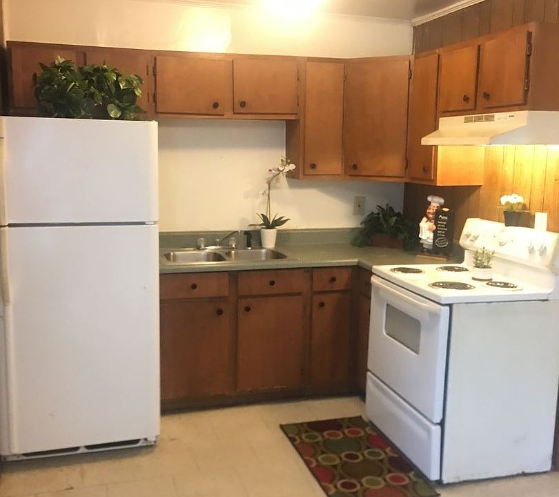 1st image of 1134 W Davidson Ave APT C