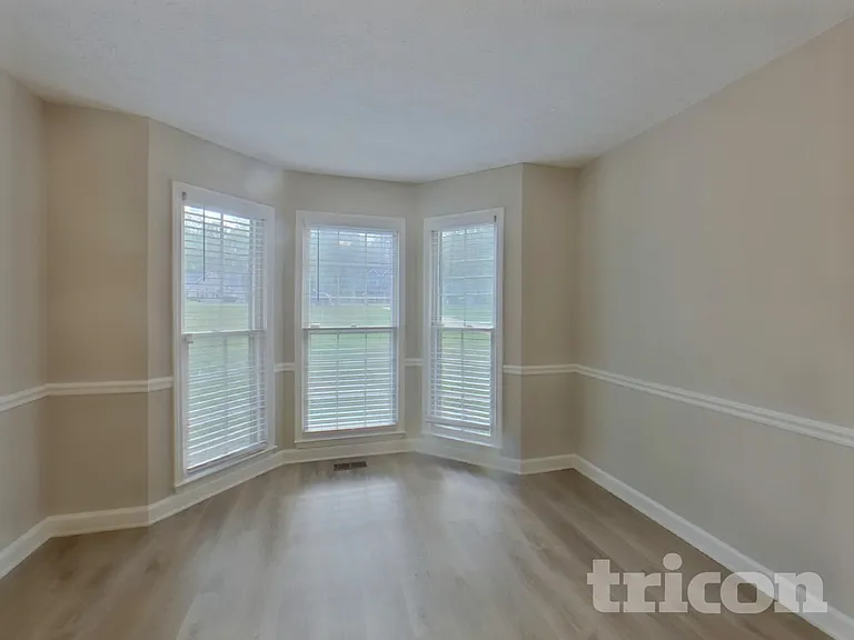 530 N Oakland Cir — Photo 18