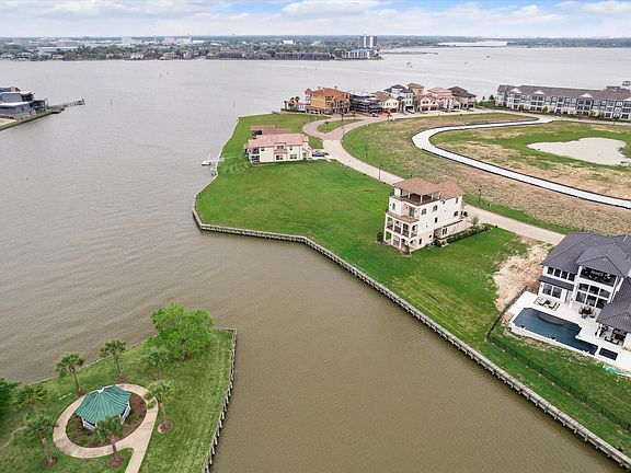 3rd image of 2534 Beacon Cir Lot 23