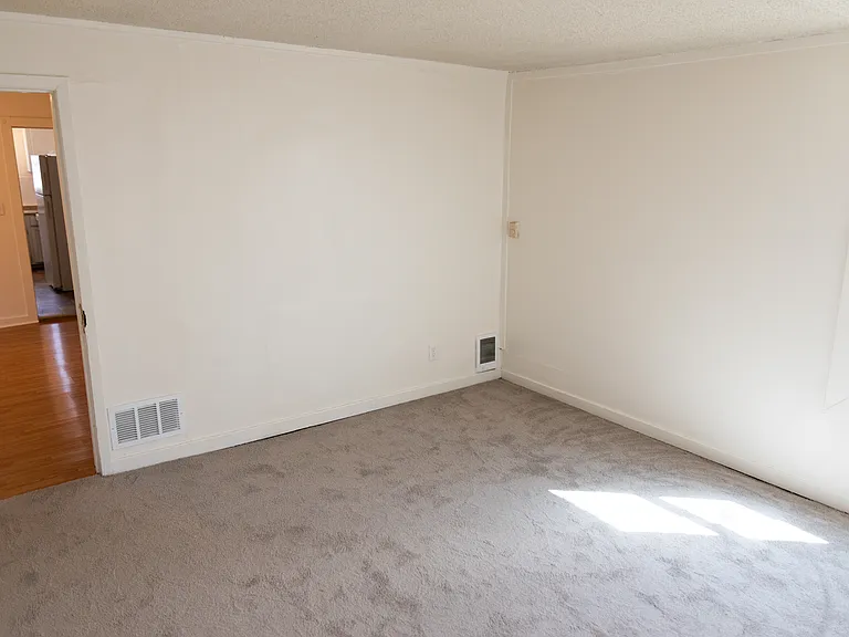 1825 Jackson St NE #1 — Photo 7