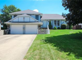 489 Herbert Rd, Akron, OH 44312