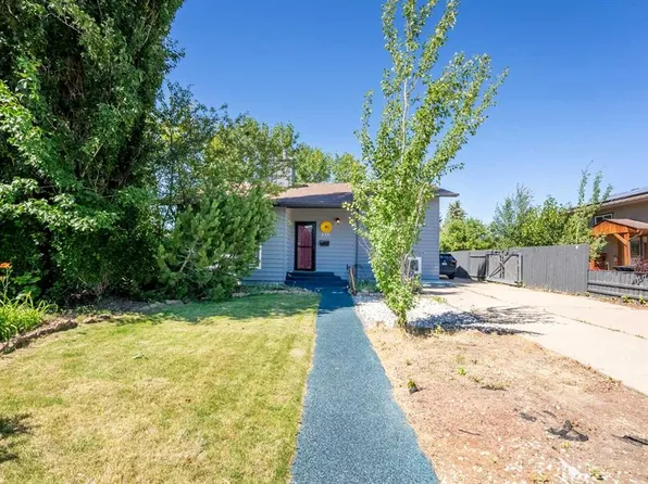 210 E Ojibwa Pl W, Lethbridge, AB T1K 5K6