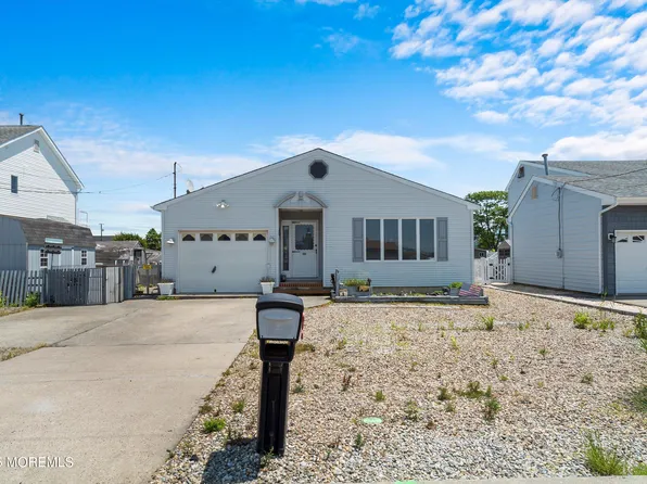 397 Bayview Avenue, Bayville, NJ 08721