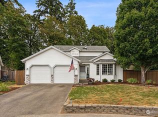 913 Eagle Crest Pl, Pt Orchard, WA 98366