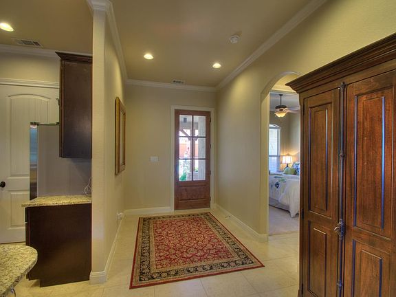 4th image of 104 San Marino Way