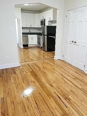 1st image of 325 E 48th St APT 4D