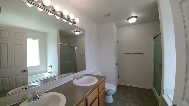16212 Ginger Ave — Photo 16