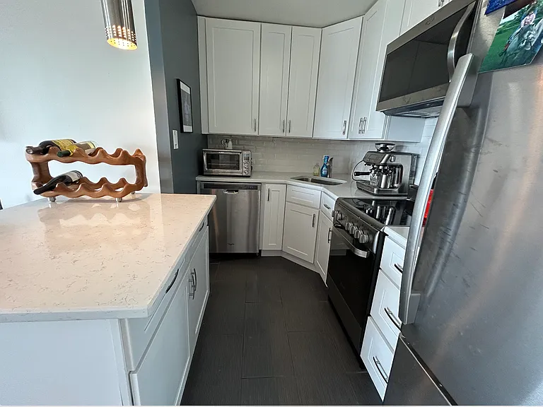 2626 N Lakeview Ave #3606 — Photo 12