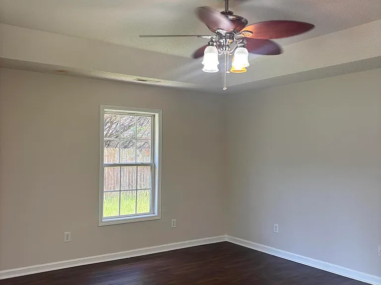 20 Walden Cir — Photo 13