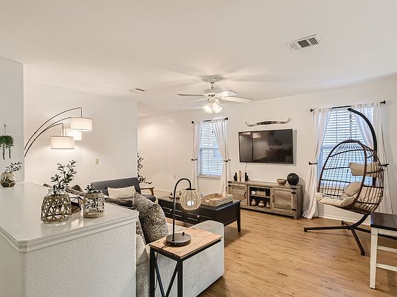 5th image of 7012 Encanto Trl