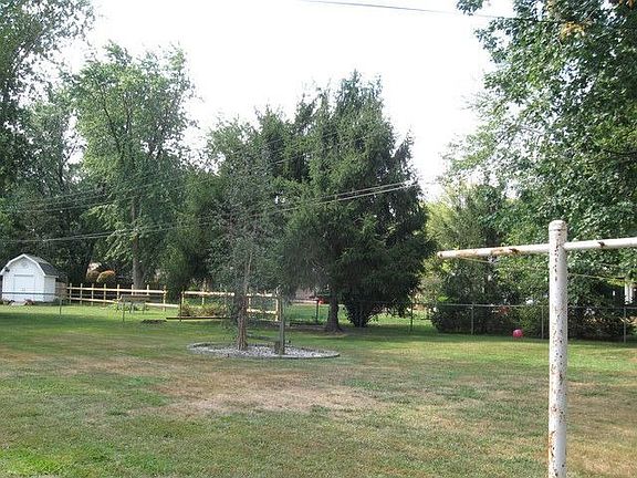 4th image of 7303 Kenilworth Dr