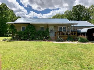 1872 Pelican Rd, Diamond, MO 64840