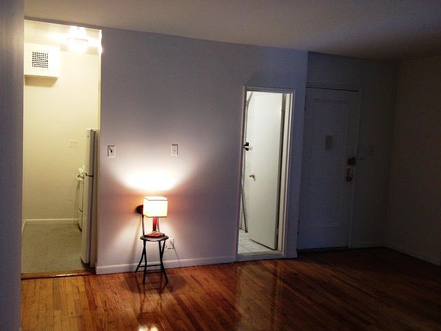 1st image of 226 W 136th St APT 1R
