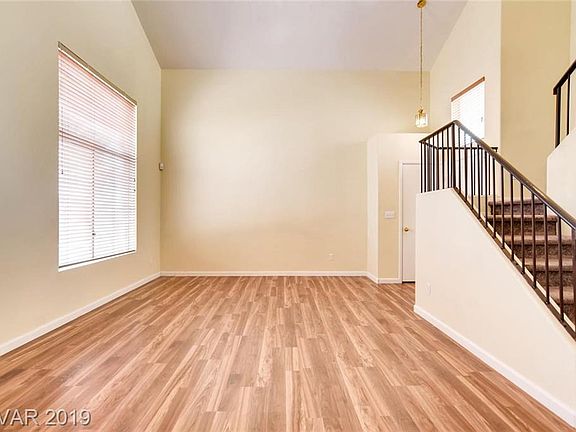 5th image of 2430 Cliffwood Dr