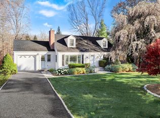 132 Devoe Rd, Chappaqua, NY 10514