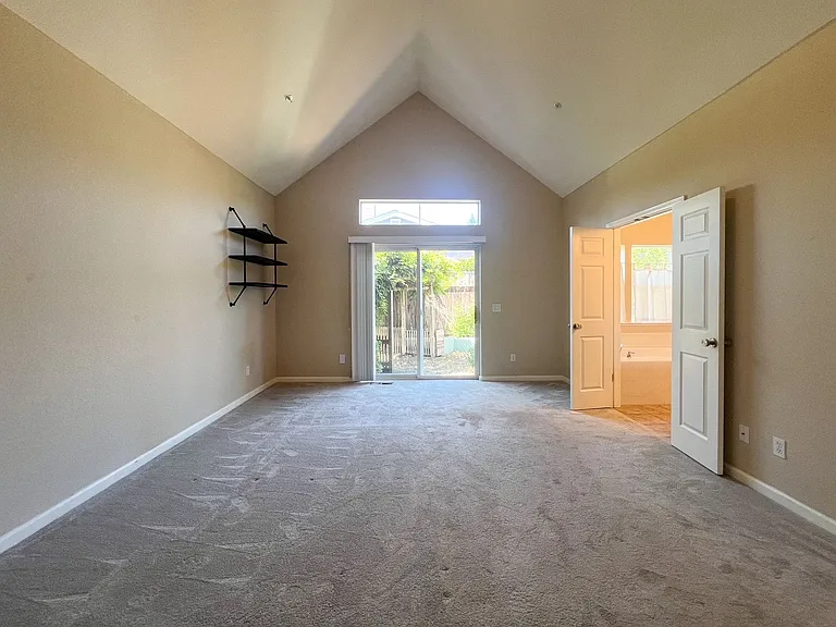 53 Wine Press Way — Photo 28