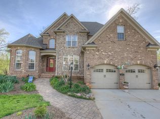 3577 Campton Ridge Rd, Pfafftown, NC 27040