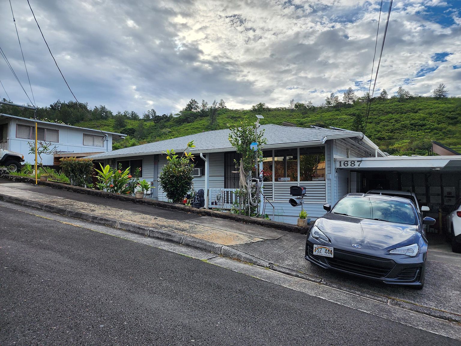 1687 Haku St, Honolulu, HI 96819 Zillow