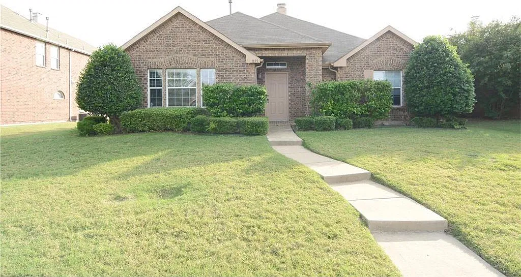 3 bed, 2144 sqft, $2,500 — Photo 1
