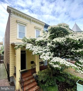 1205 G St NE, Washington, DC, 20002