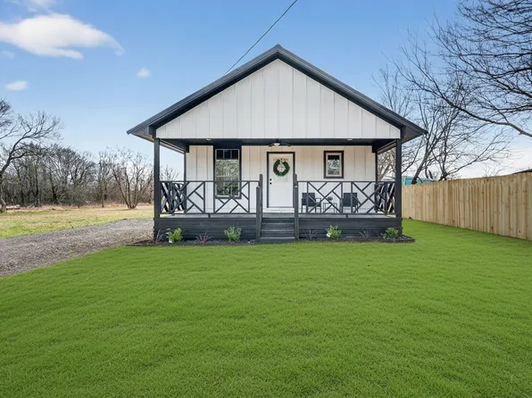 705 S 3rd St E, Dawson, TX 76639