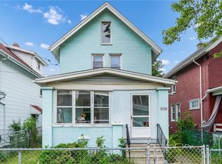 2722 Pierce Ave, Niagara Falls, NY 14301