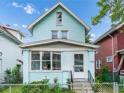 2722 Pierce Ave, Niagara Falls, NY, 14301